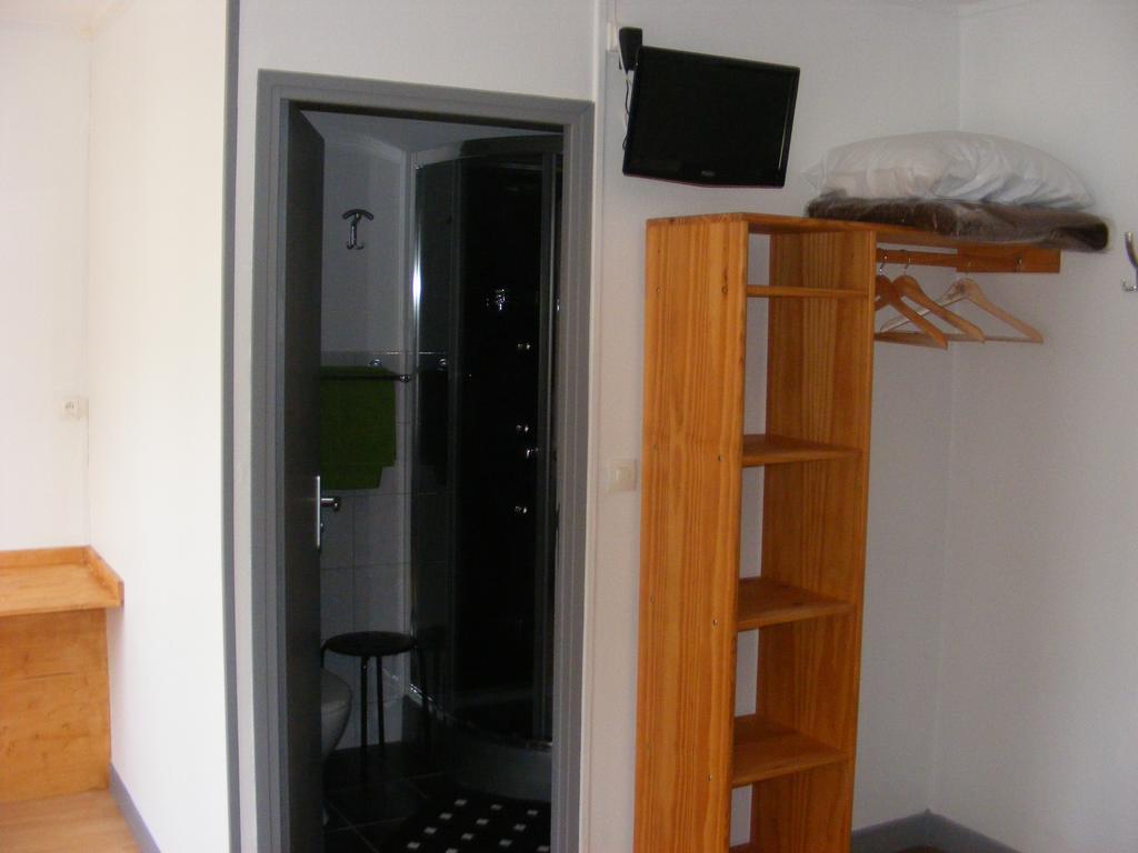 Les Boucles De Meuse Hotel 3 Etoiles Monthermé المظهر الخارجي الصورة